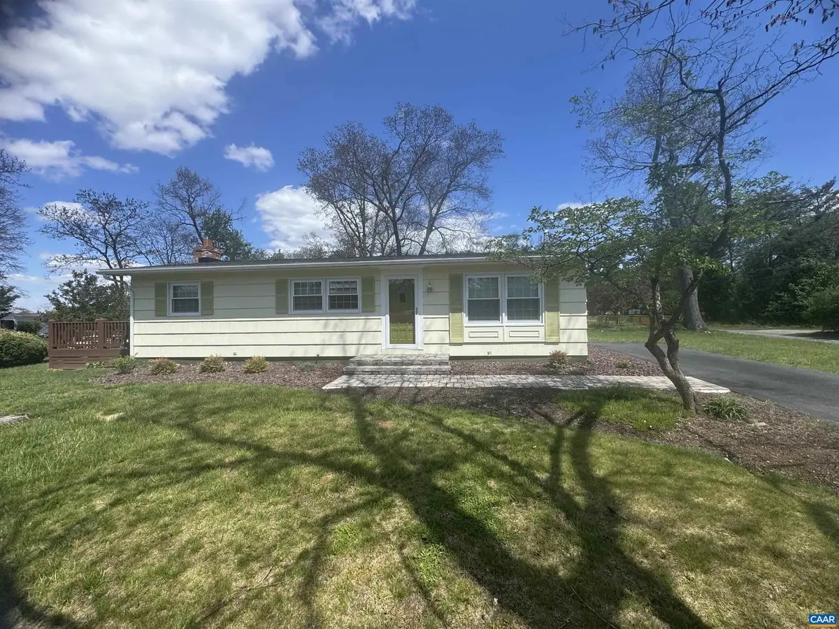 147 Rankin Ln, Stuarts Draft, VA 24477 - #1