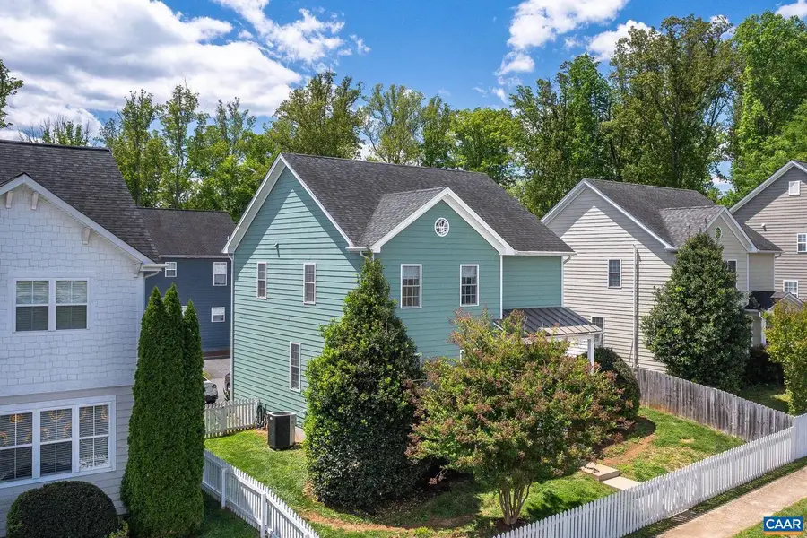 743 Country Green Rd, Charlottesville, VA 22903 - #3