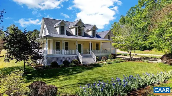 946 Stoney Creek East, NELLYSFORD, VA 22958