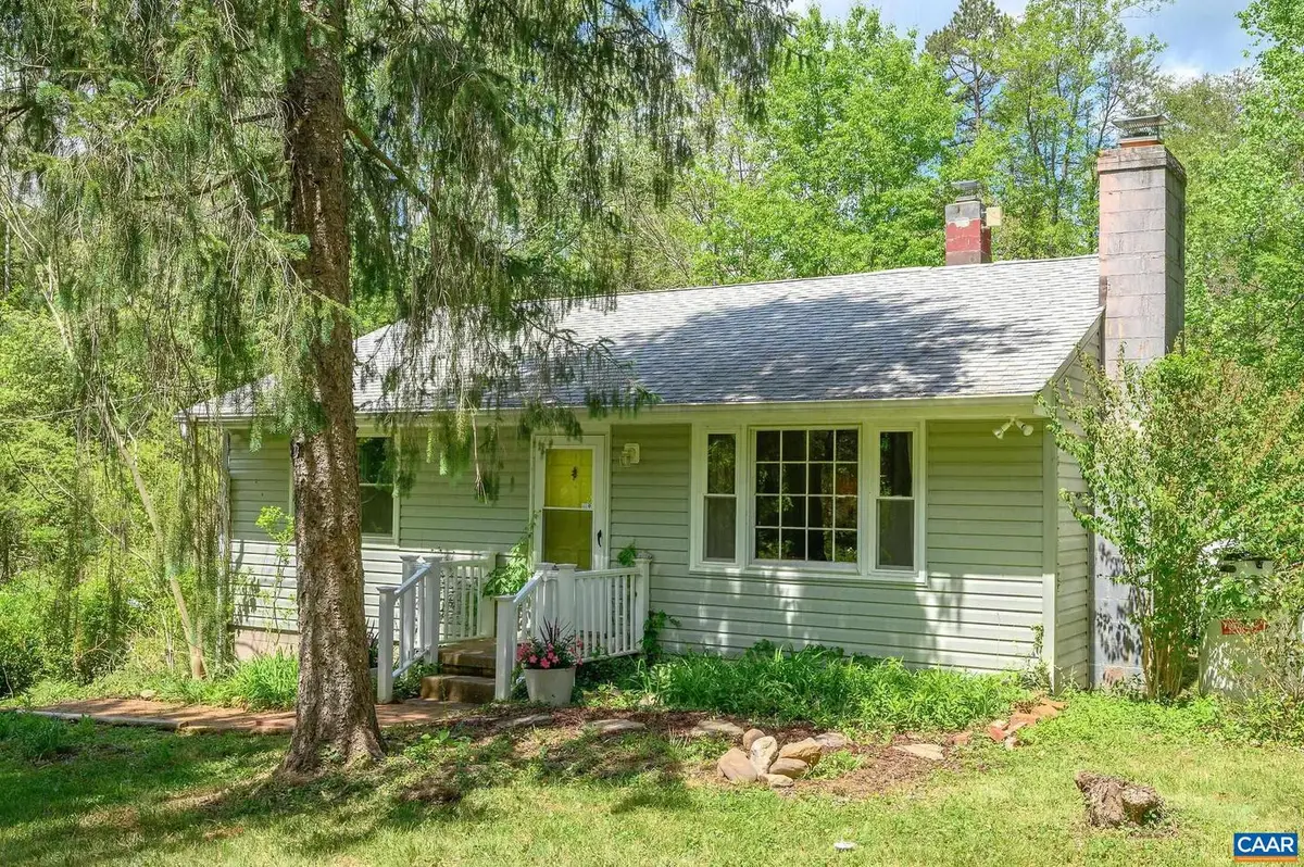 6554 Esmont Rd, Keene, VA 22946 - #1