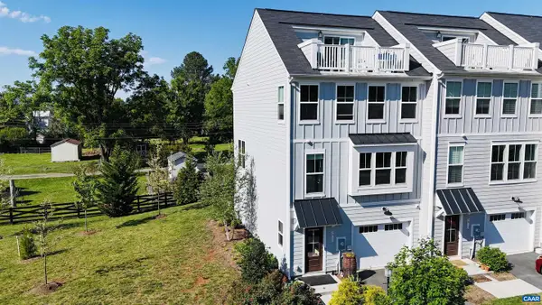5911 Mccomb St, CROZET, VA 22932
