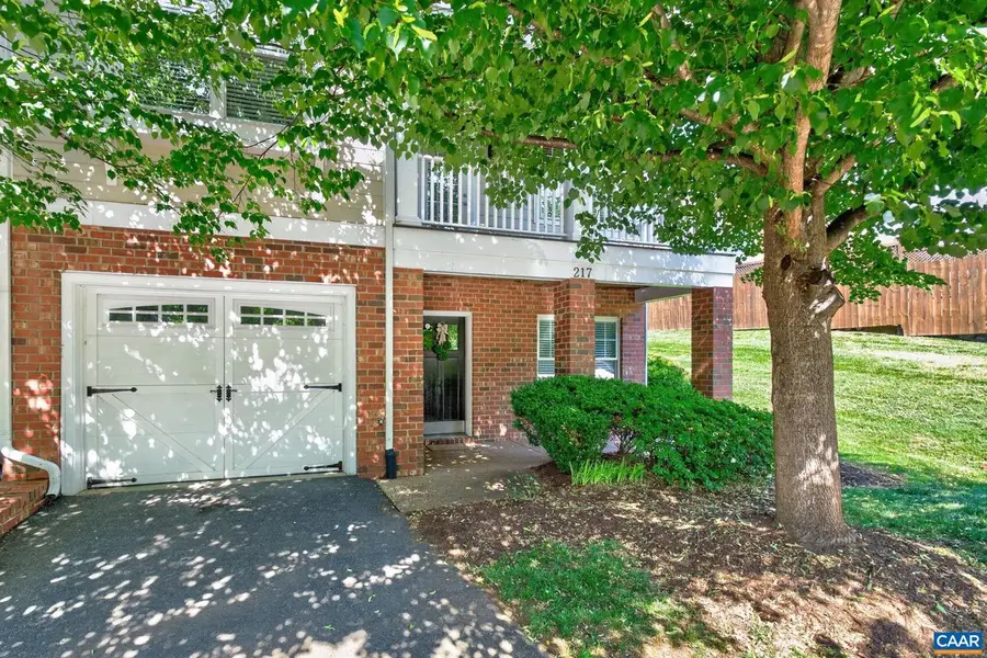 217 Brookwood Dr, Charlottesville, VA 22902 - #2