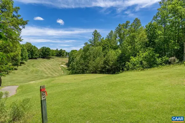 255 Cedar Glen Close #11, NELLYSFORD, VA 22958