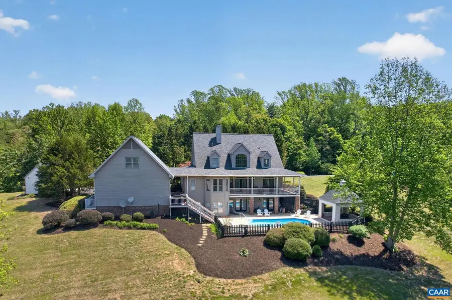 380 Ballenger Ln, Palmyra, VA 22963 - #2