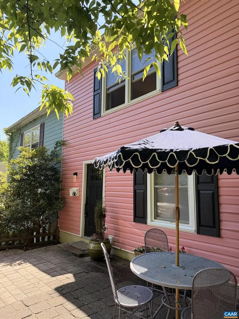 616 Brown St, Charlottesville, VA 22903 - #1