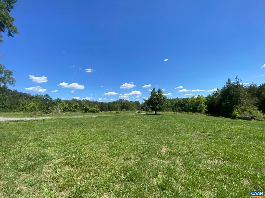 3984 Presidents Rd, Scottsville, VA 24590 - #3