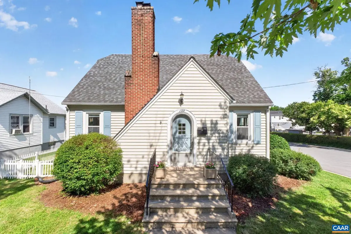 199 N Bath Ave, Waynesboro, VA 22980 - #1
