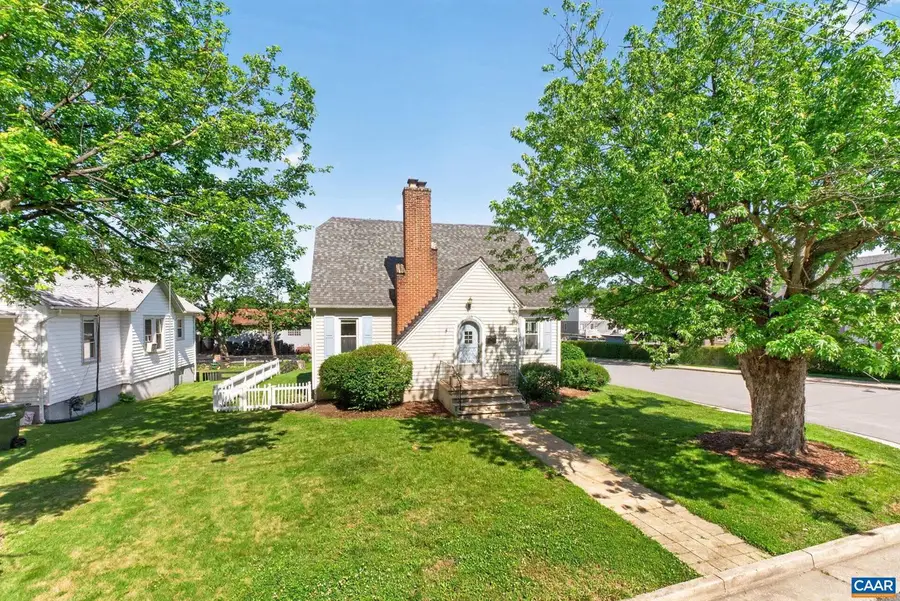 199 N Bath Ave, Waynesboro, VA 22980 - #3