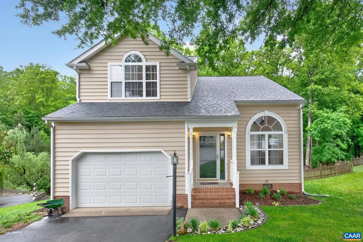 1092 Wintergreen Ln, Charlottesville, VA 22903 - #1