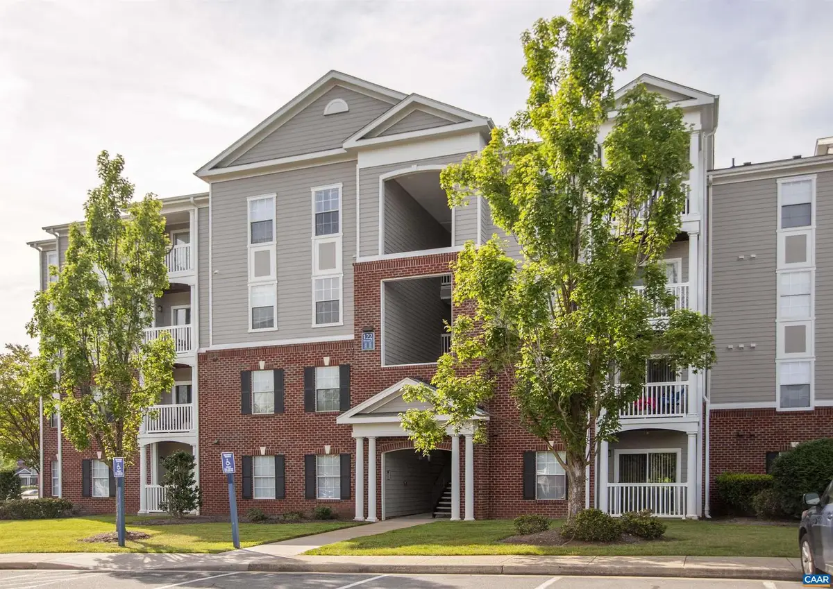 122 Yellowstone Dr #208, Charlottesville, VA 22903 - #1