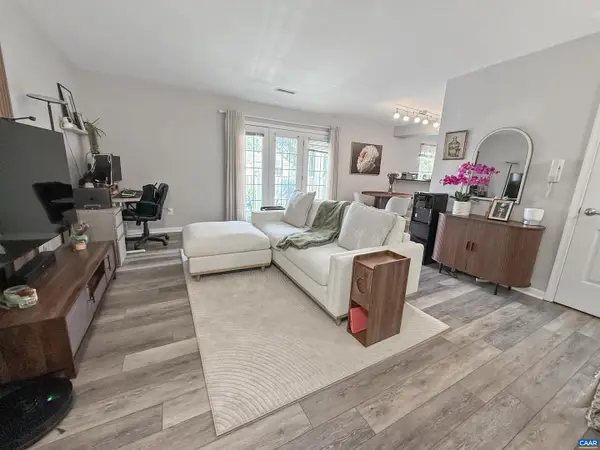 1354 Villa Ct #d, CHARLOTTESVILLE, VA 22903