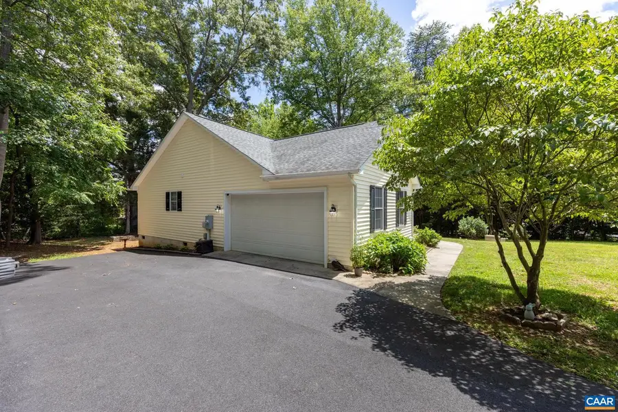 211 Spring Haven Ln, Ruckersville, VA 22968 - #2