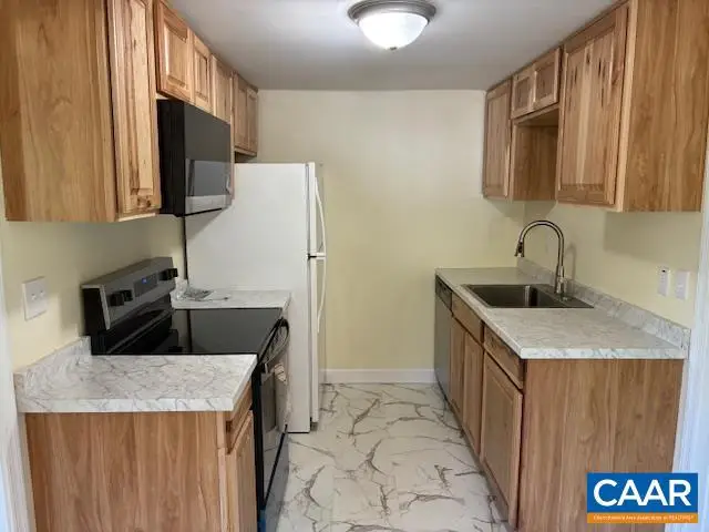 420 Rolling Path Rd, Louisa, VA 23093 - #2