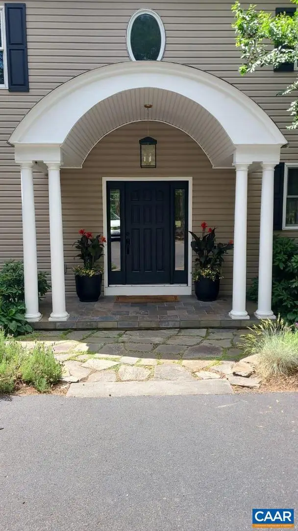 6285 Jarmans Gap Rd, Crozet, VA 22932 - #3