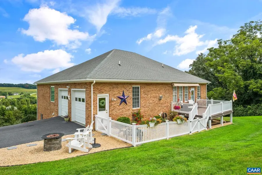 93 Cedar Creek Ln, Fort Defiance, VA 24437 - #2
