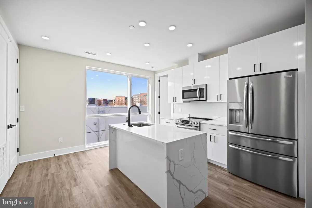 824 18th St Ne #303, Washington, DC 20002 - Image #1