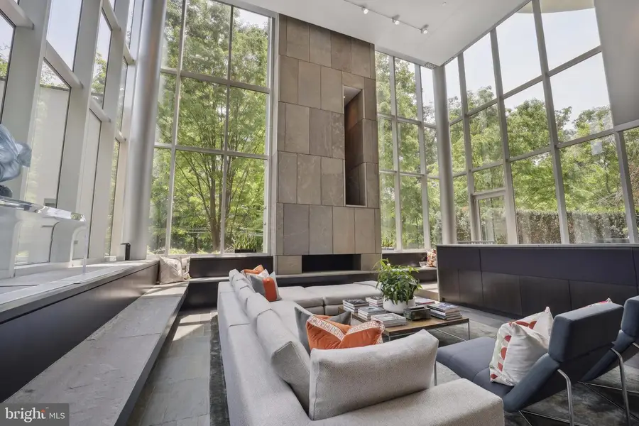 2815 Woodland Dr Nw, Washington, DC 20008 - #3