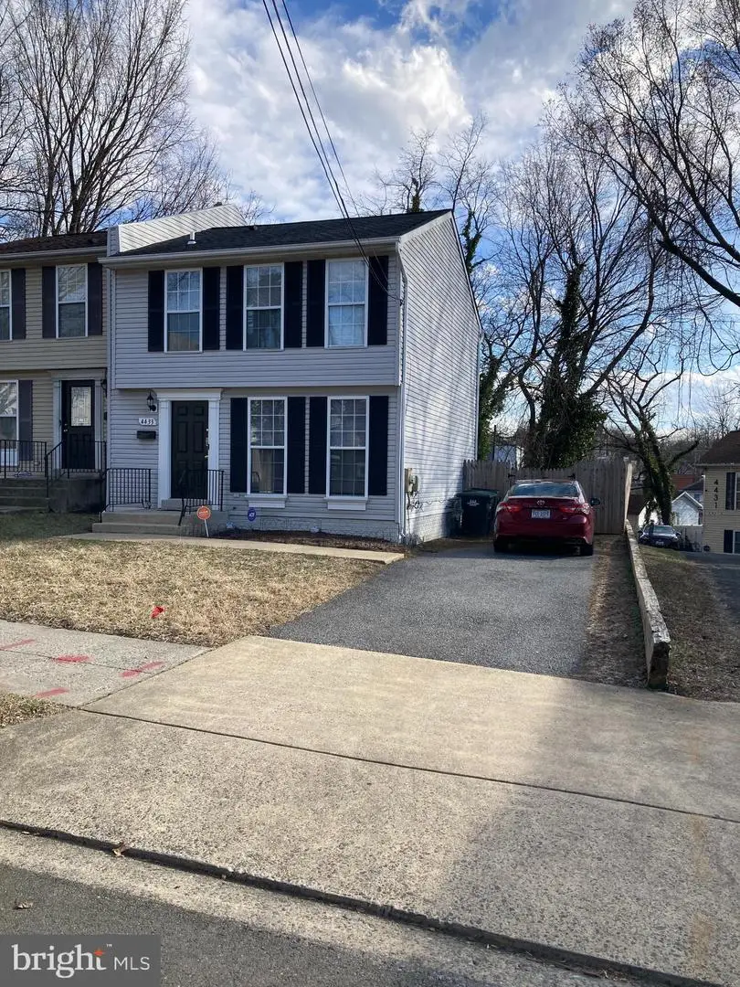 4433 Hunt Pl Ne, Washington, DC 20019 - Image #1