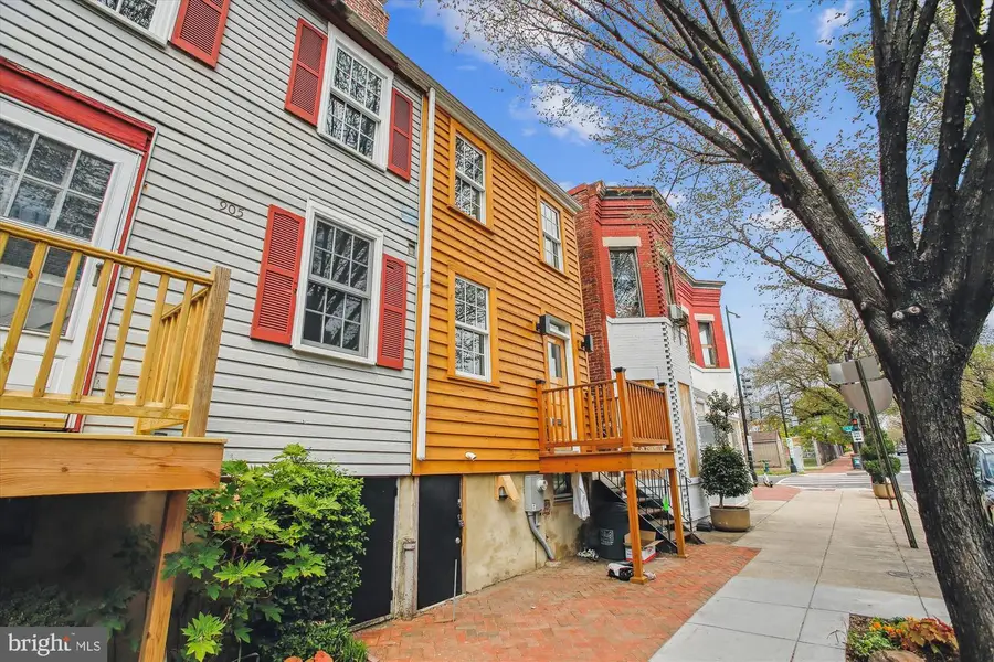 903 11th St Se, Washington, DC 20003 - Image #3