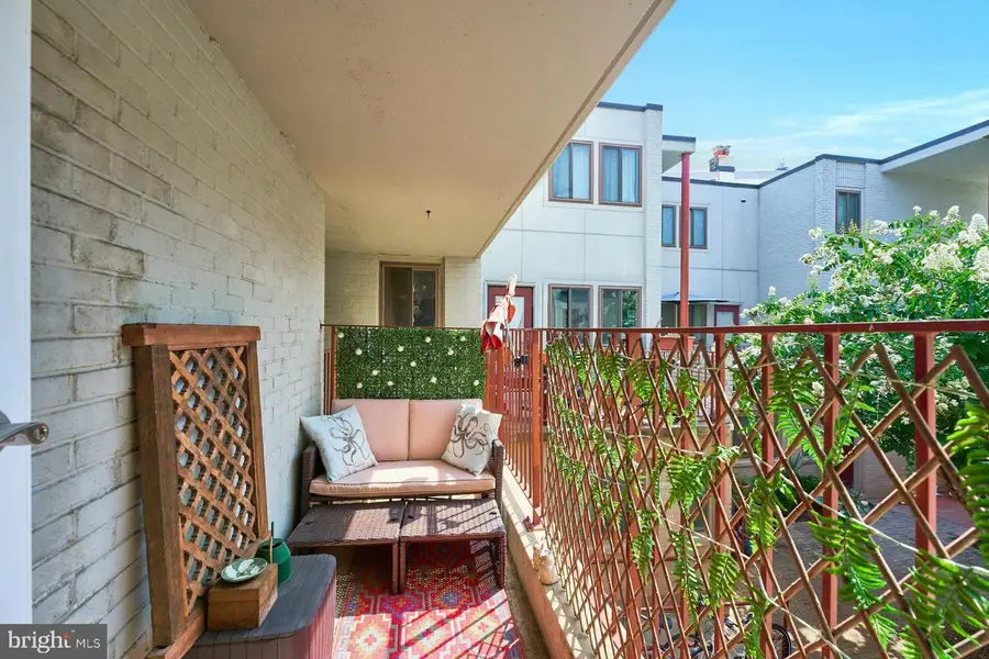 1225 Fairmont St Nw #202, Washington, DC 20009 - Image #3