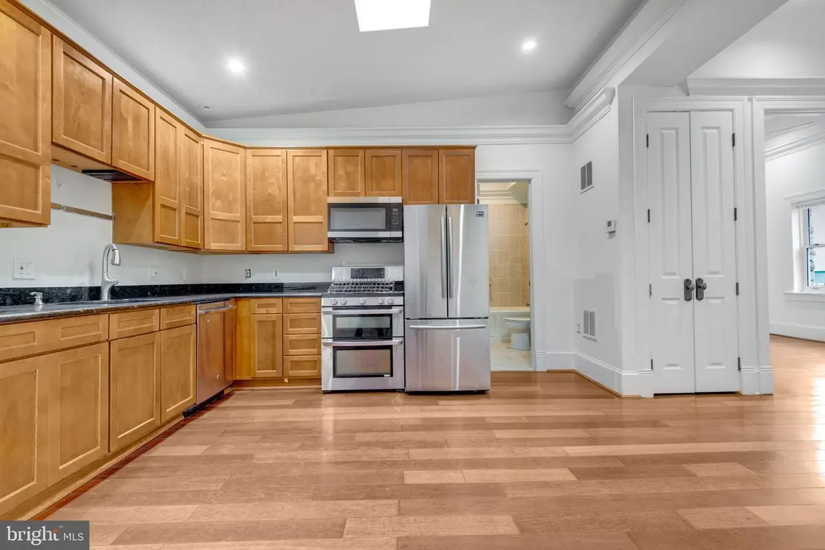 936 Madison St Nw #201, Washington, DC 20011 - Image #1