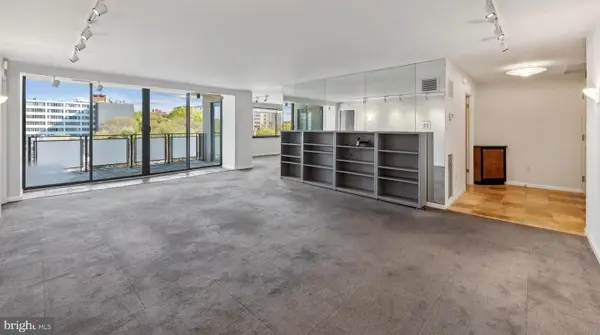 800 25th St Nw #605, WASHINGTON, DC 20037