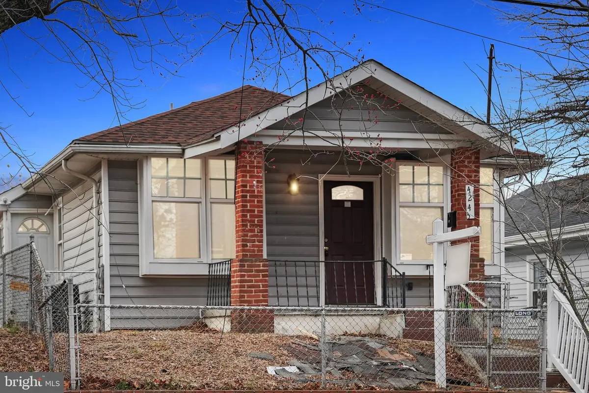 4243 Dix St Ne, Washington, DC 20019 - Image #1