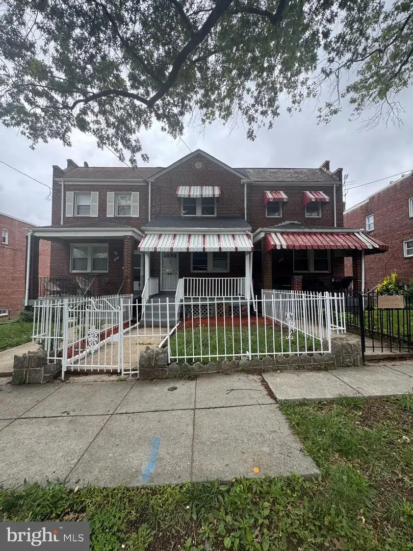 1636 Fort Davis Pl Se, Washington, DC 20020 - Image #2