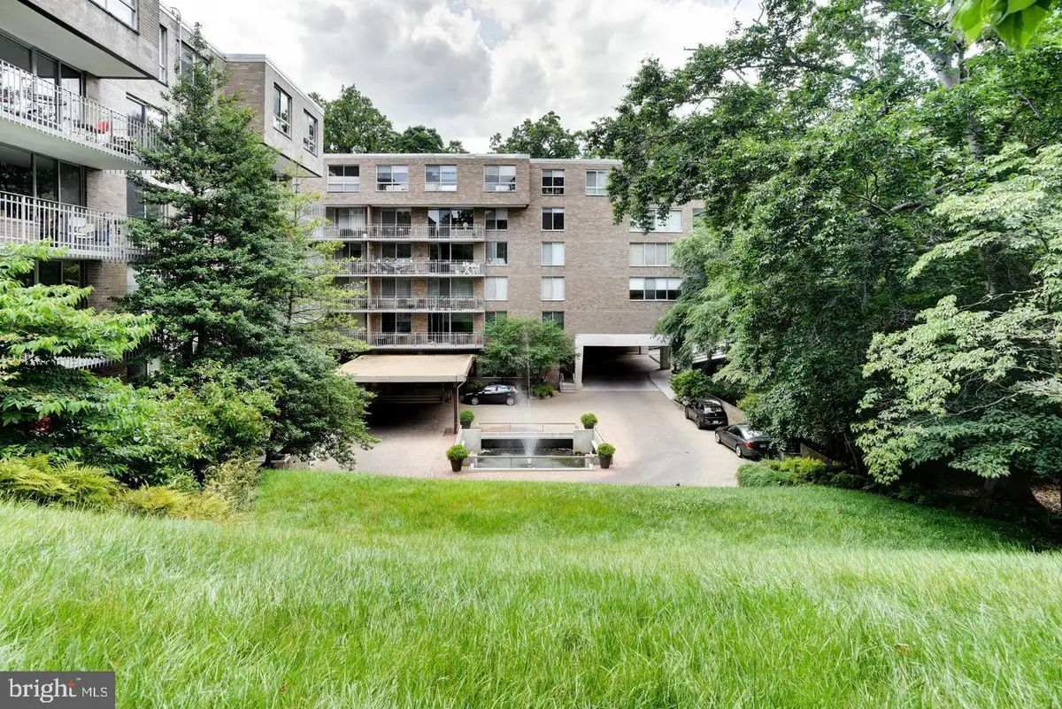 4100 Cathedral Ave Nw #512, Washington, DC 20016 - Image #1