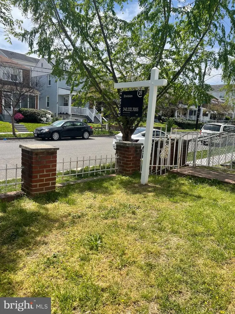 608 Emerson St Ne, Washington, DC 20017 - Image #1