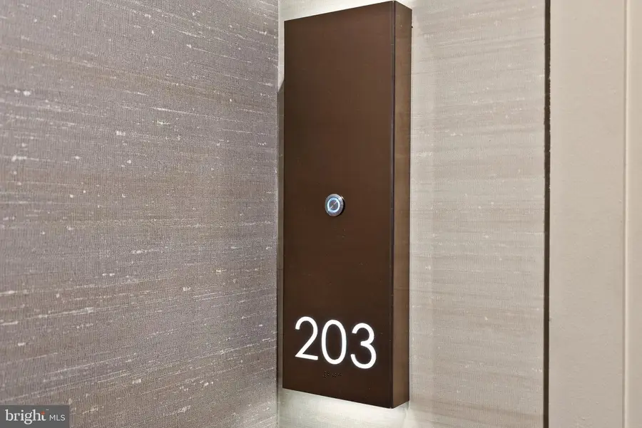 2501 M St Nw #203, Washington, DC 20037 - Image #3