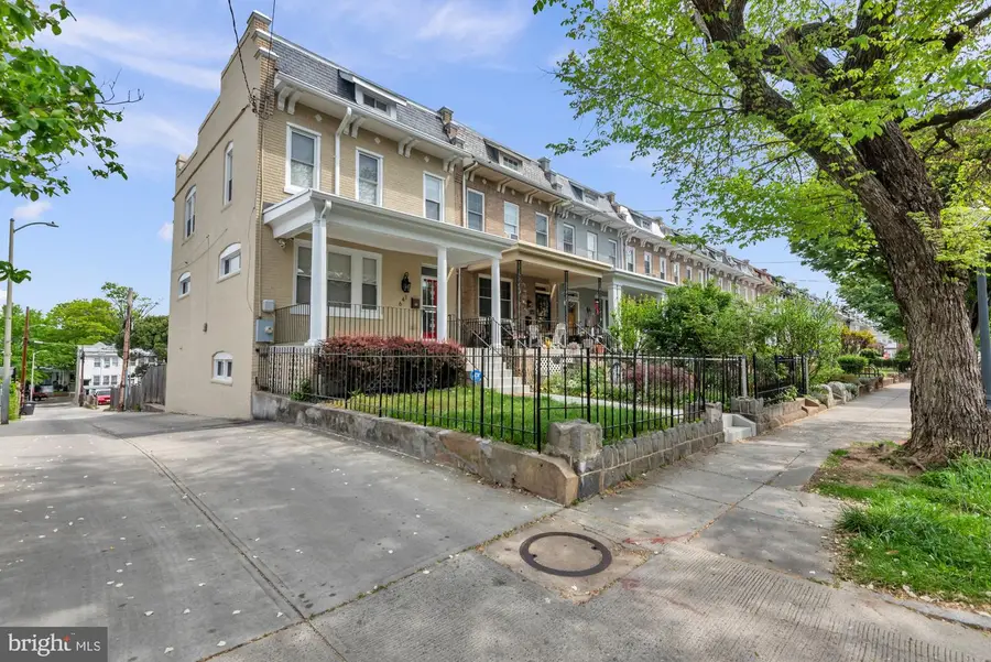 641 Gallatin St Nw, Washington, DC 20011 - Image #2