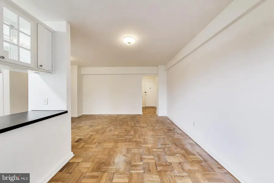 1 Scott Cir Nw #121, Washington, DC 20036 - Image #3