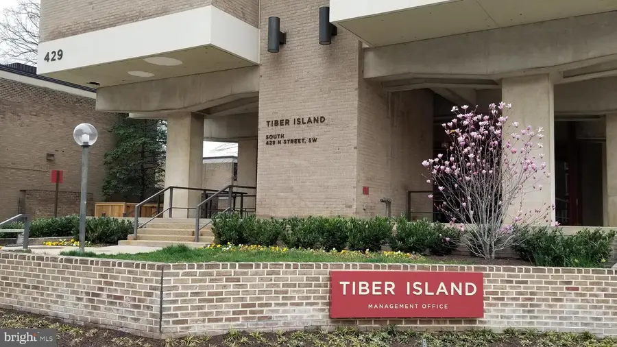 490 M St Sw #w-705 & 709, Washington, DC 20024 - Image #3