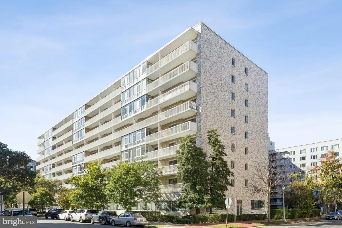 730 24th St Nw #321, Washington, DC 20037 - Image #1