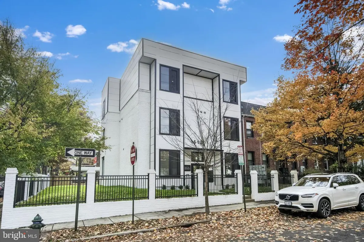 1619 Isherwood St Ne #3, Washington, DC 20002 - Image #1