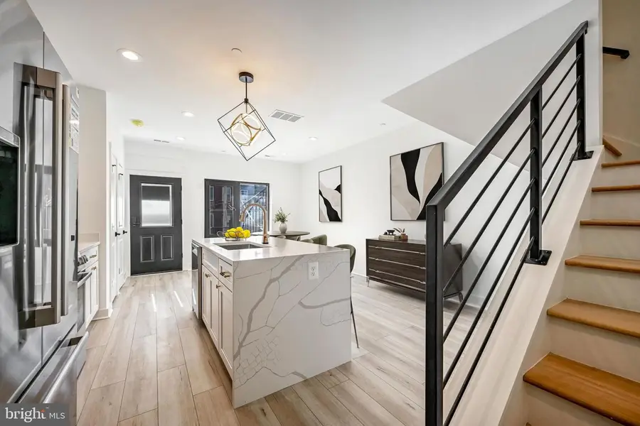 1619 Isherwood St Ne #3, Washington, DC 20002 - Image #2