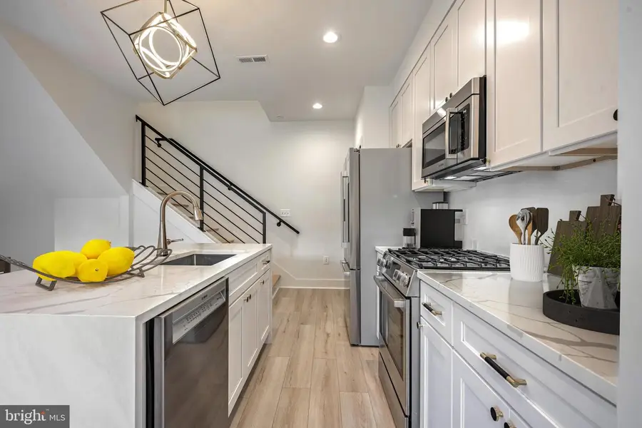 1619 Isherwood St Ne #3, Washington, DC 20002 - Image #3