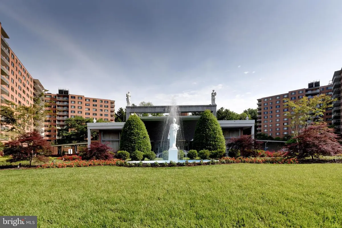 4201 Cathedral Ave Nw #1004e, Washington, DC 20016 - Image #1