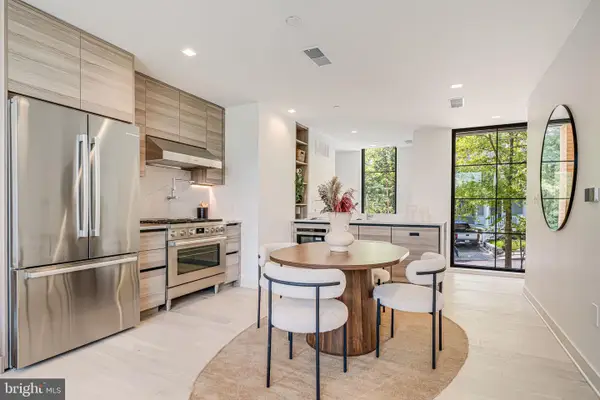 2903 Newark St Nw, WASHINGTON, DC 20008