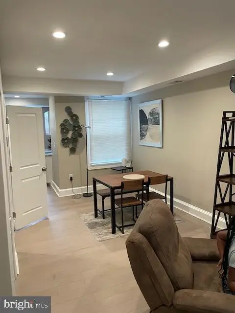 906 I St Se #2, Washington, DC 20003 - Image #3