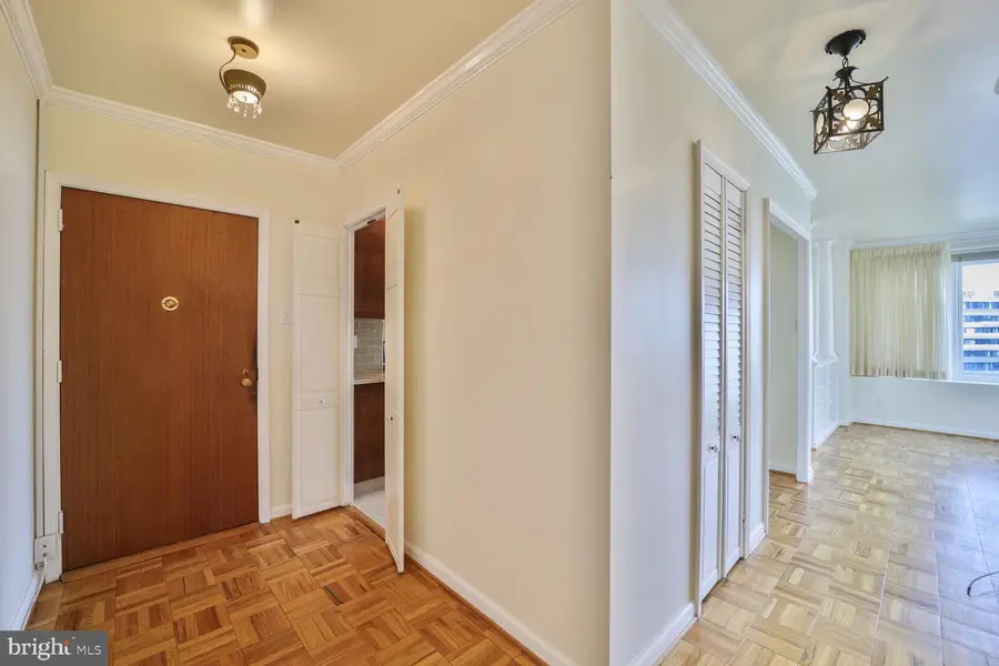 2475 Virginia Ave Nw #930, Washington, DC 20037 - Image #2