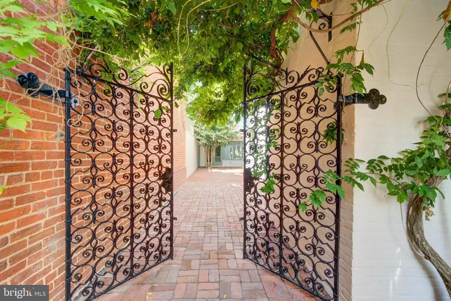 311 5th St Se, Washington, DC 20003 - Image #2