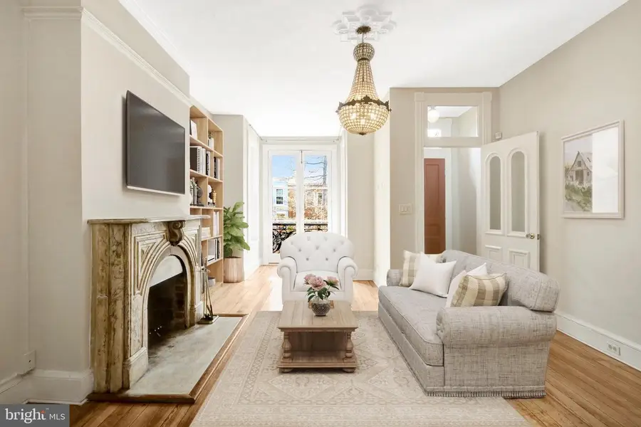 812 E St Se, Washington, DC 20003 - Image #2