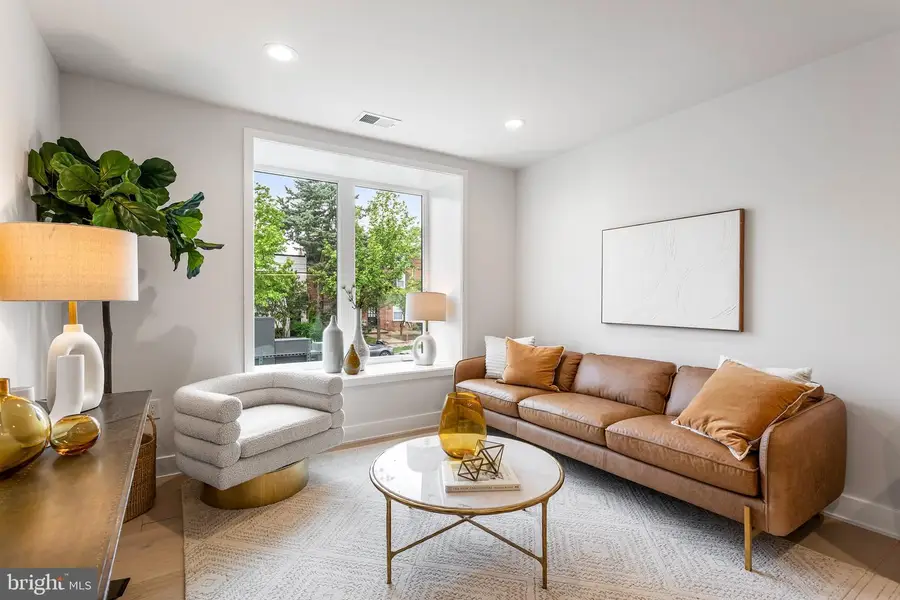 845 19th St Ne #unit 8, Washington, DC 20002 - Image #2