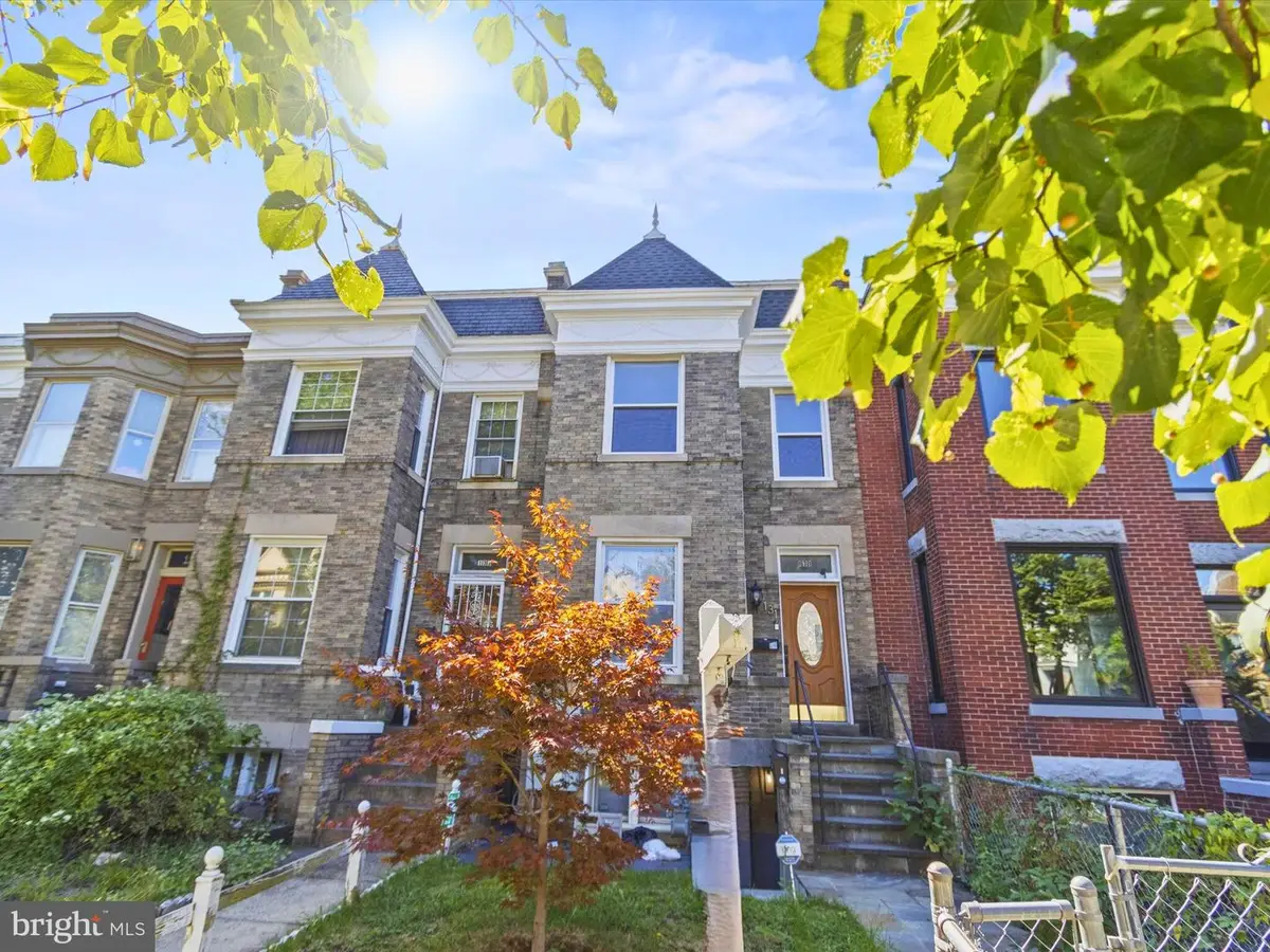 131 R St Ne #a, Washington, DC 20002 - Image #1