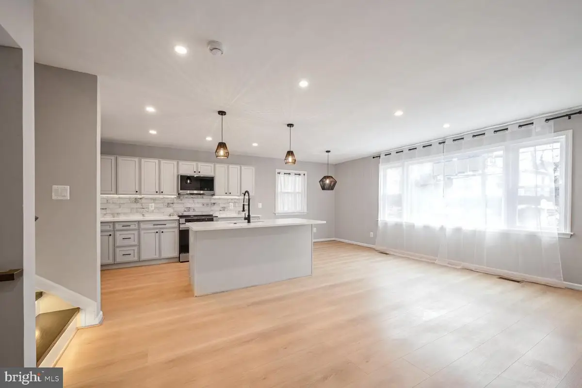 5102 Call Pl Se, Washington, DC 20019 - Image #1