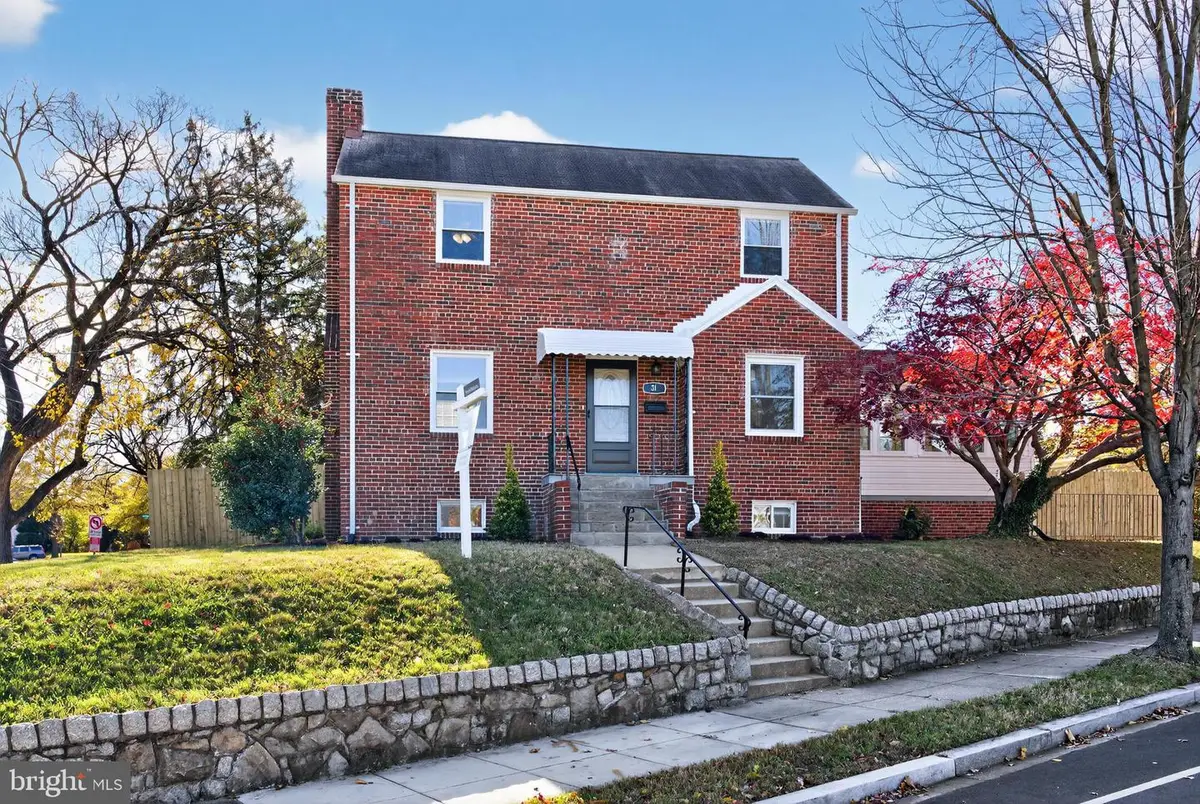 31 Mcdonald Pl Ne, Washington, DC 20011 - #1