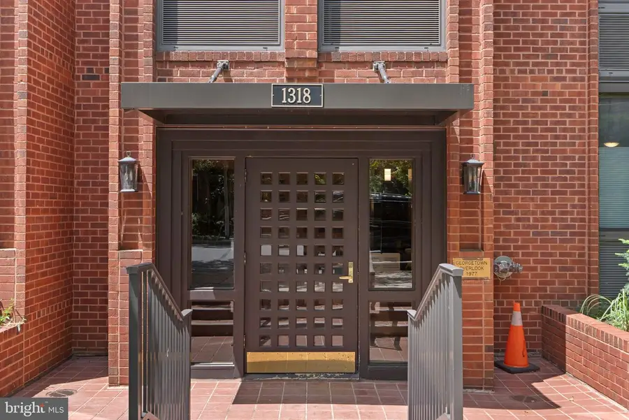 1318 22nd St Nw #101, Washington, DC 20037 - Image #2