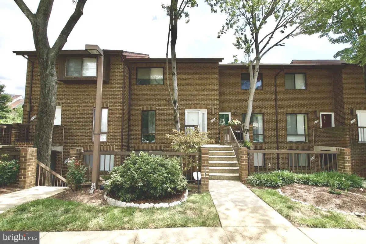 3081 Hawthorne Dr Ne #3081, Washington, DC 20017 - Image #1